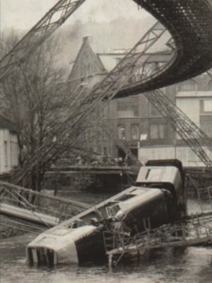 Schwebebahn Unfall vom 12.04.1999