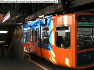Wagen 26 bei der Wendung in Vohwinkel